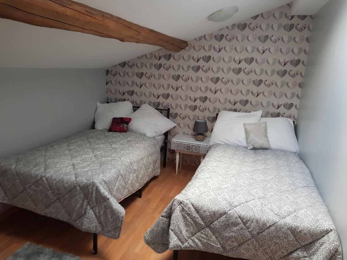 Le Pommier Chambre D'Hote Clussais-la-Pommeraie Dış mekan fotoğraf
