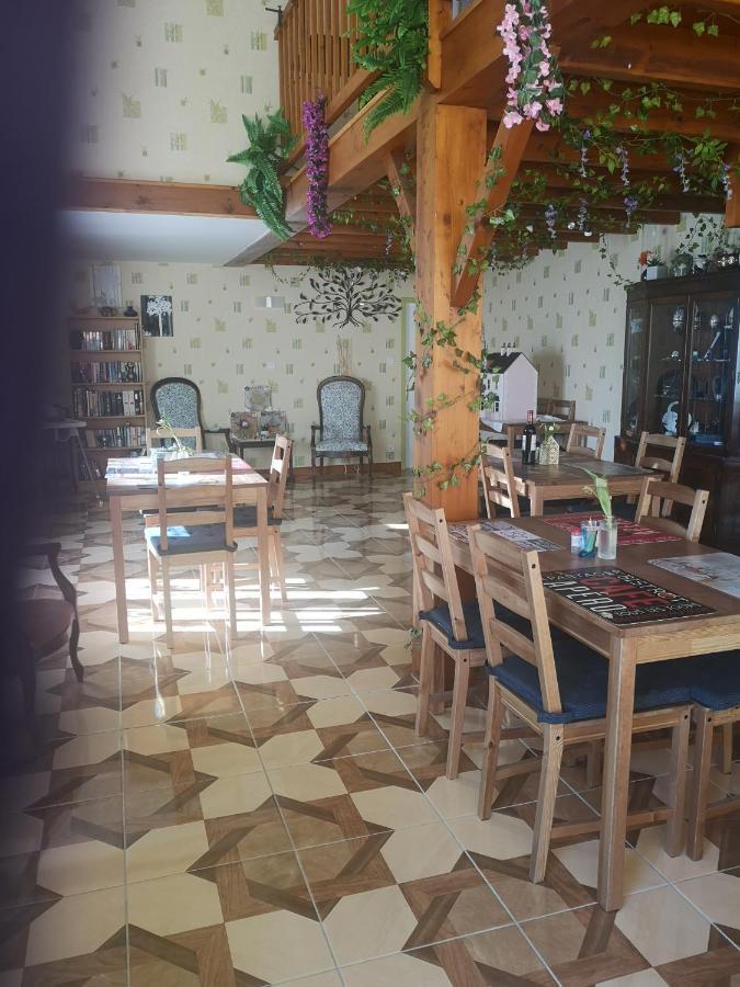 Le Pommier Chambre D'Hote Clussais-la-Pommeraie Dış mekan fotoğraf